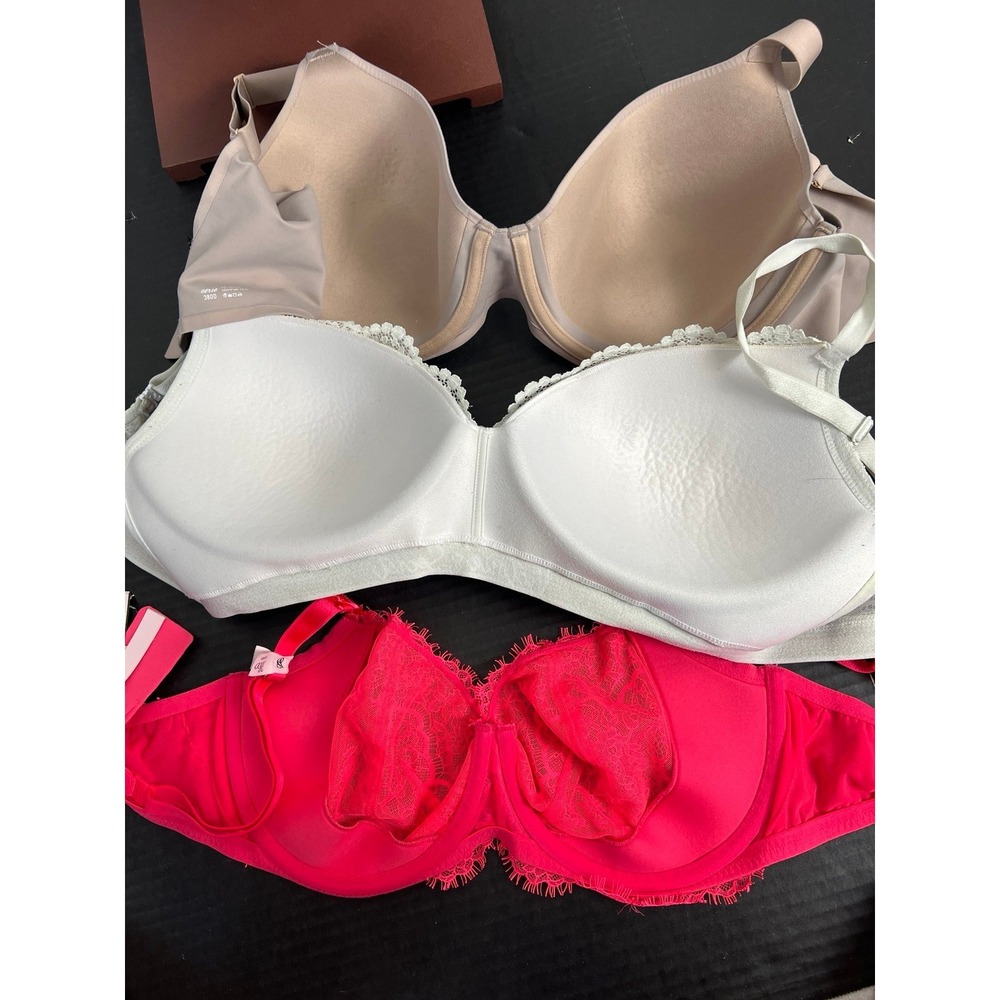Victoria Secret (2), & Aerie (1) bra bundle of 3 all 38DD